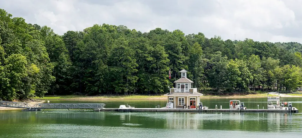 Boat house with boats on Lake Lanier in Georgia